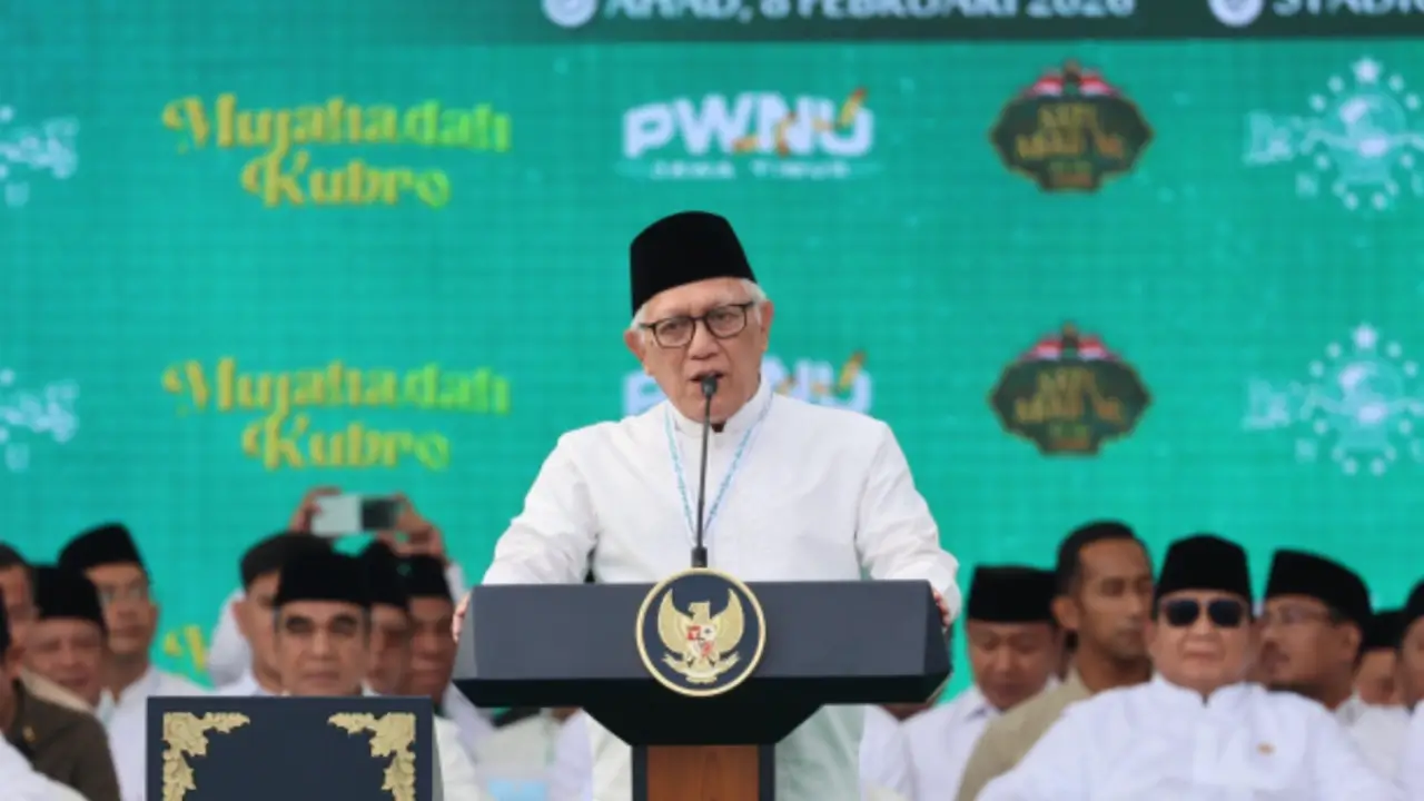 Profil KH Abdul Hakim Mahfudz (Gus Kikin)